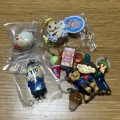 ガチャガチャ　たまごっち　でこぼこフレンズ　ミニチュア