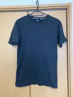 adidastシャツ  Tシャツ