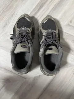 New Balance 2022R グレー スニーカー