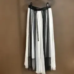 チュールロングスカート 黒と白レディースフリーサイズ