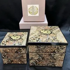 Item thumbnail for item 26e7b208-7a15-44d6-89f6-d172c4aa50cd