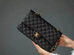 CHANEL 黒 レザー ショルダーバッグ