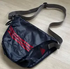 Item thumbnail for item fb4c90b2-de2e-4a38-be91-6ffe1096682d