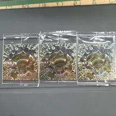 ワンピース　ウェハースシール　金ニカ　裏面　ゾロ　サンジ　ロー3枚セット