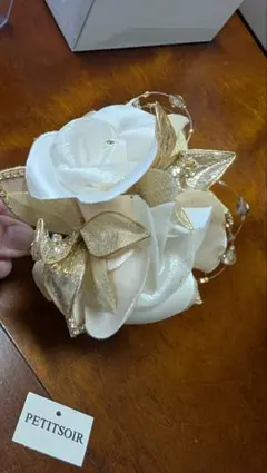 PETITSOIR ホワイト・ゴールド コサージュ