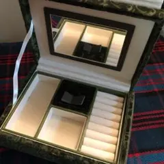 Item thumbnail for item b08102ee-25d5-4eea-accf-5f674f3c342f