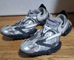 0*s様 Balenciaga reptile スニーカー シルバー メンズのサムネイル