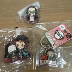 鬼滅の刃 ねずこ　フィギュア　ラバー ストラップ　メタルキーホルダー３点セット