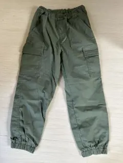 ユニクロ　オリーブグリーン カーゴパンツ