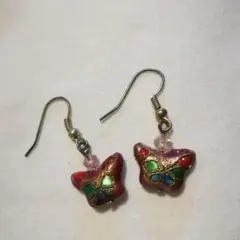 ピアス　蝶々　バタフライ　赤　緑　レッド　グリーン　イヤリング