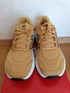 New Balance フレッシュフォーム880 V15 yellow