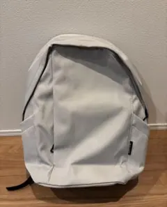 ★即発送★グレー シンプル バックパック　リュック　大容量　新品未使用