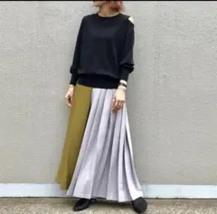 バイカラープリーツパンツ　オズモーシスのサムネイル