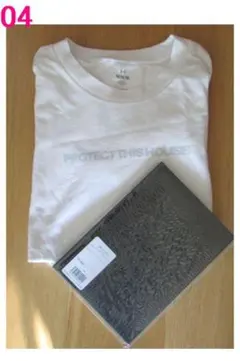 Under ArmourのTシャツとUAオリジナルノートのセット