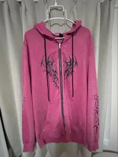 ピンクパーカー