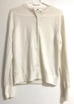 ユニクロ　ニットカーディガン　春 長袖　オフホワイト