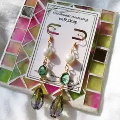 No.33手染めビーズの緑色3連ピアス