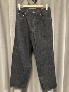 ビューティー&ユース　バギーテーパードパンツ　Sサイズ