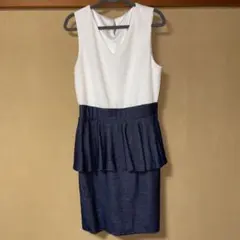 ノースリーブペプラムワンピース　切替デニム風