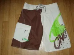 新品オニール　サーフパンツ　サーフトランクス　海水パンツ 水着　サーフィン