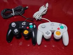中古品　ゲームキューブコントローラ スマブラ ブラック ホワイト