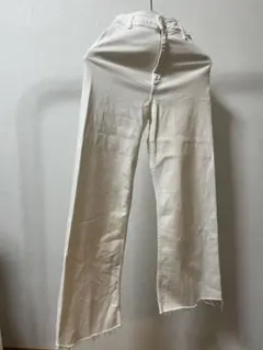 zara ホワイトデニム