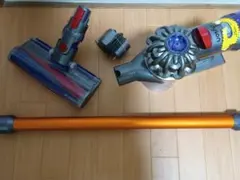ダイソン V7 コードレスクリーナー SV11 分解洗浄品 04 - メルカリ