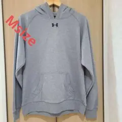 アンダーアーマー グレー フード付きパーカー　Mサイズ　美品♪︎