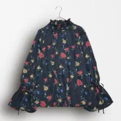 Y6766＊花柄シアーブラウス フレア袖 シャーリングネック きれいめ 黒系 M