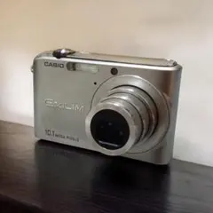 ジャンク】CASIO EXILIM EX-ZR300 12.5x HS - メルカリ