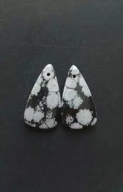 New❗️訳あり❗️⑦ スノーフレークオブシディアン ピアス.イヤリング用 ペア