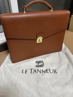 【破格•送料込み❗️】LE TANNEUR（ルタヌア）ビジネスバッグ