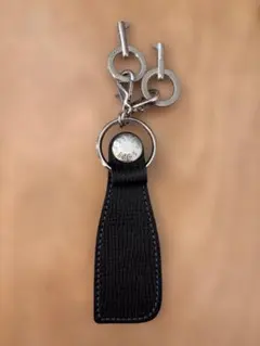 レザーキーホルダー