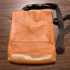 DOUBLES ショルダーバッグ オレンジ 薄型 ブラウン