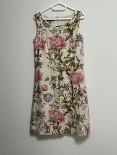 LAURA ASHLEY フラワープリント ノースリーブワンピース