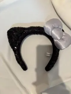 ユニバ USJ キティーちゃんカチューシャ 黒 シルバーリボン