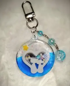 レジン チャーム ねこ 青 ビーズ キーホルダー