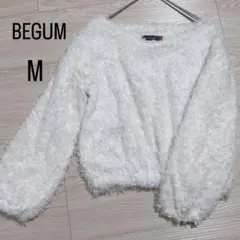 モコモコニット