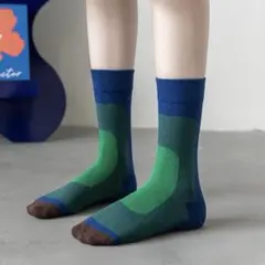 1020新品◎レディース　ソックス　幾何学模様 緑 青 茶色　個性的　北欧　靴下