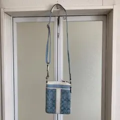 COACH(コーチ)ブルー ショルダーバッグ
