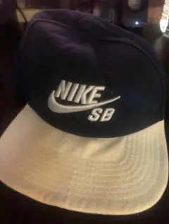 NIKE SB ネイビー/ホワイト キャップ