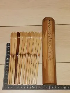 表千家歴代宗匠好茶杓 13本セット 竹筒 利休～即中斎 2026年最新】表千家 歴代茶杓の人気アイテム - メルカリ