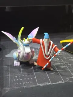 ドラゴンと魔法使いのフィギュアセットのサムネイル