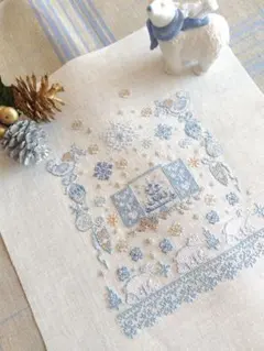 クロスステッチ完成品　✤ヴェロニク・アンジャンジェ✤ノルディックサンプラー