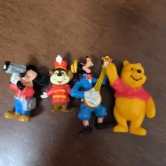 ディズニー☆ミッキー☆グーフィー☆フィギュア☆ダンボ☆プーさん☆レトロ