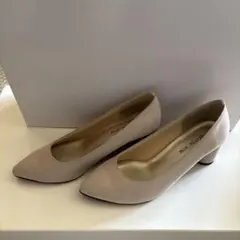 6月14日迄最終値下げ！mie scarpe パンプス ベージュのサムネイル