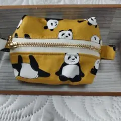 フラットポーチ 可愛いパンダA ハンドメイド（おまとめ値引き有り