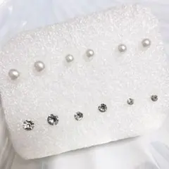 【N82】樹脂ピアス6ペア☆クリアラインストーン＆ホワイトパールセット