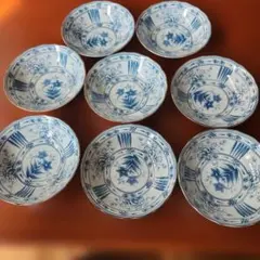 有田焼　双峰窯　青白磁の花柄デザイン小鉢8個