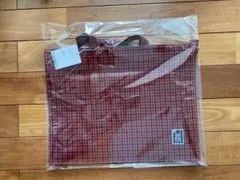 ファミリア　チェック柄トートバッグ　新品未使用タグつき　チャックとポケットつき